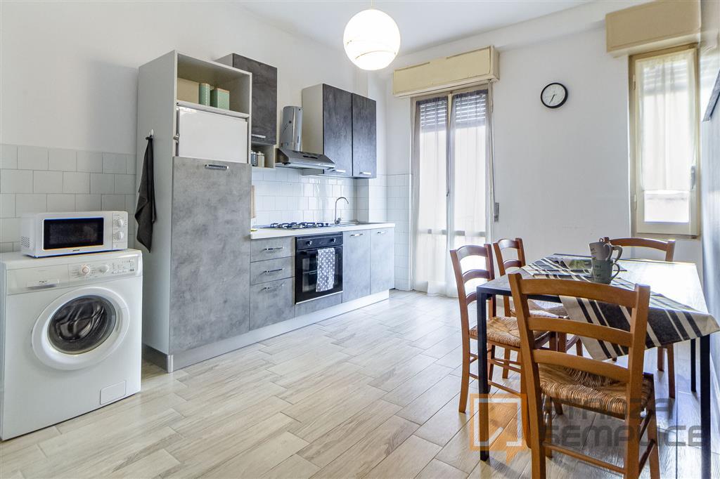 Stanza di 26 mq in Viale Italia, Sassari