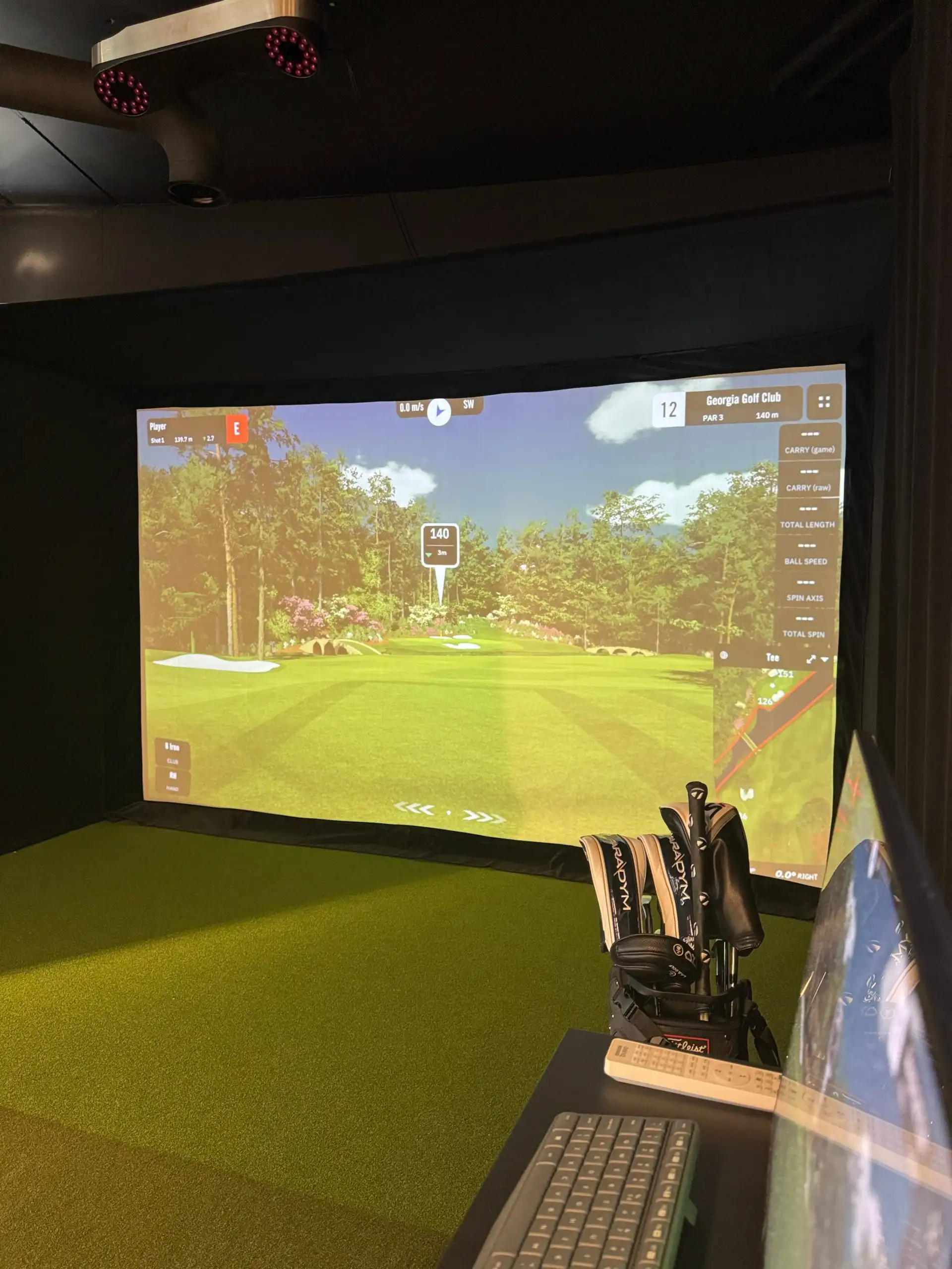 indoor-golf-protee-vx-virtuele-golfbaan-golftas-fysiotherapie-alexander-rotterdam