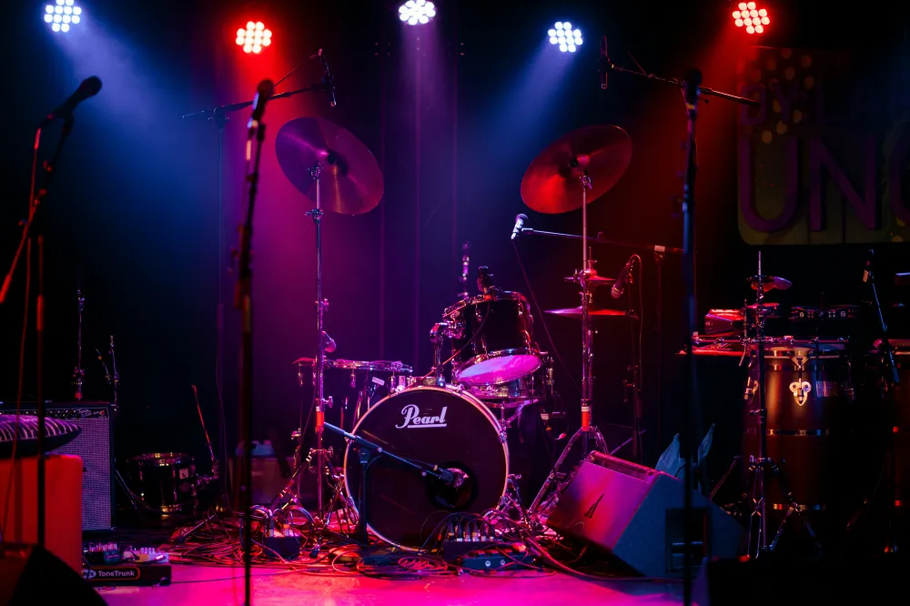 Live Unbound Stage With Instruments