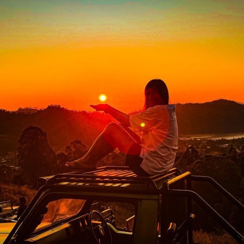 巴图山日出吉普车之旅及自然温泉参观门票，地点：金塔马尼