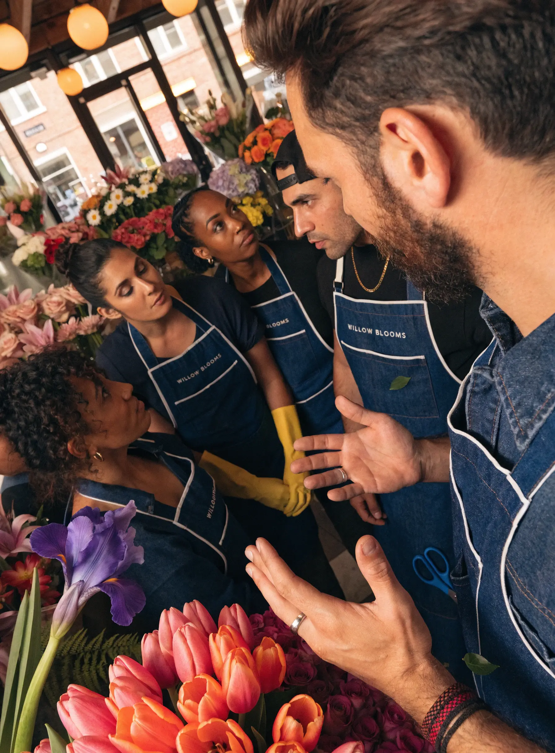 Une franchisé motive ses équipes pour démarrer la journée