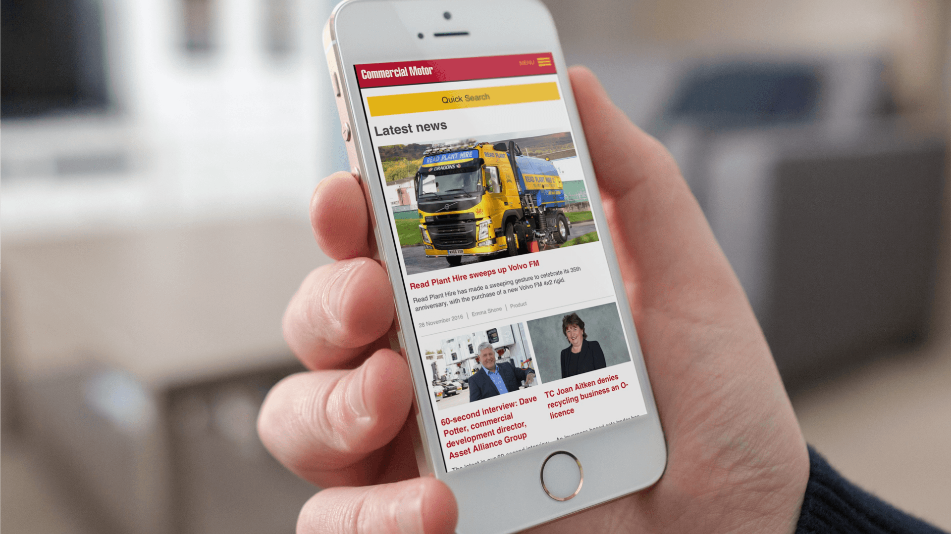 Commercial Motot's website on mobile