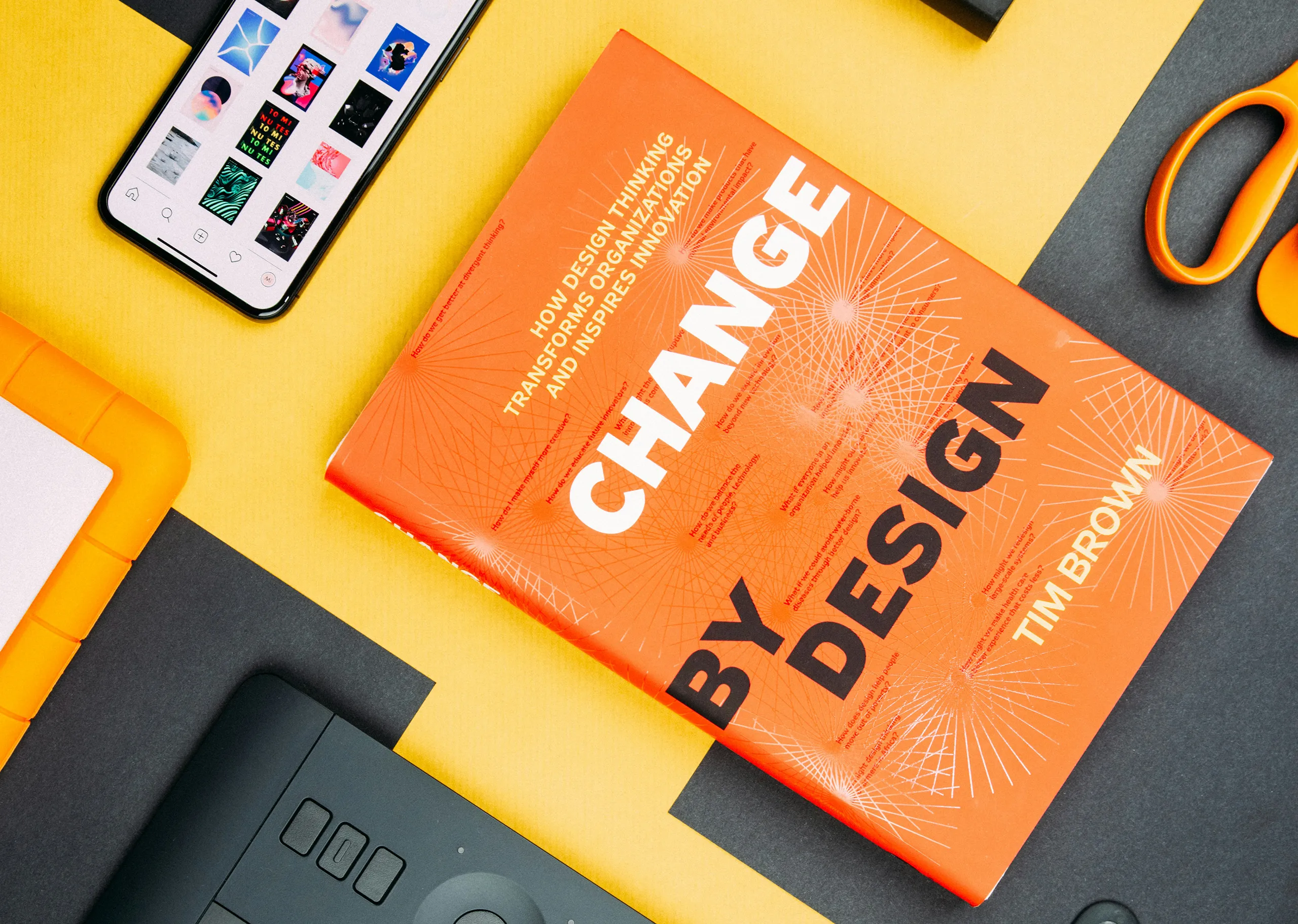 Imagem representando a jornada de Hyuan no mundo do design.