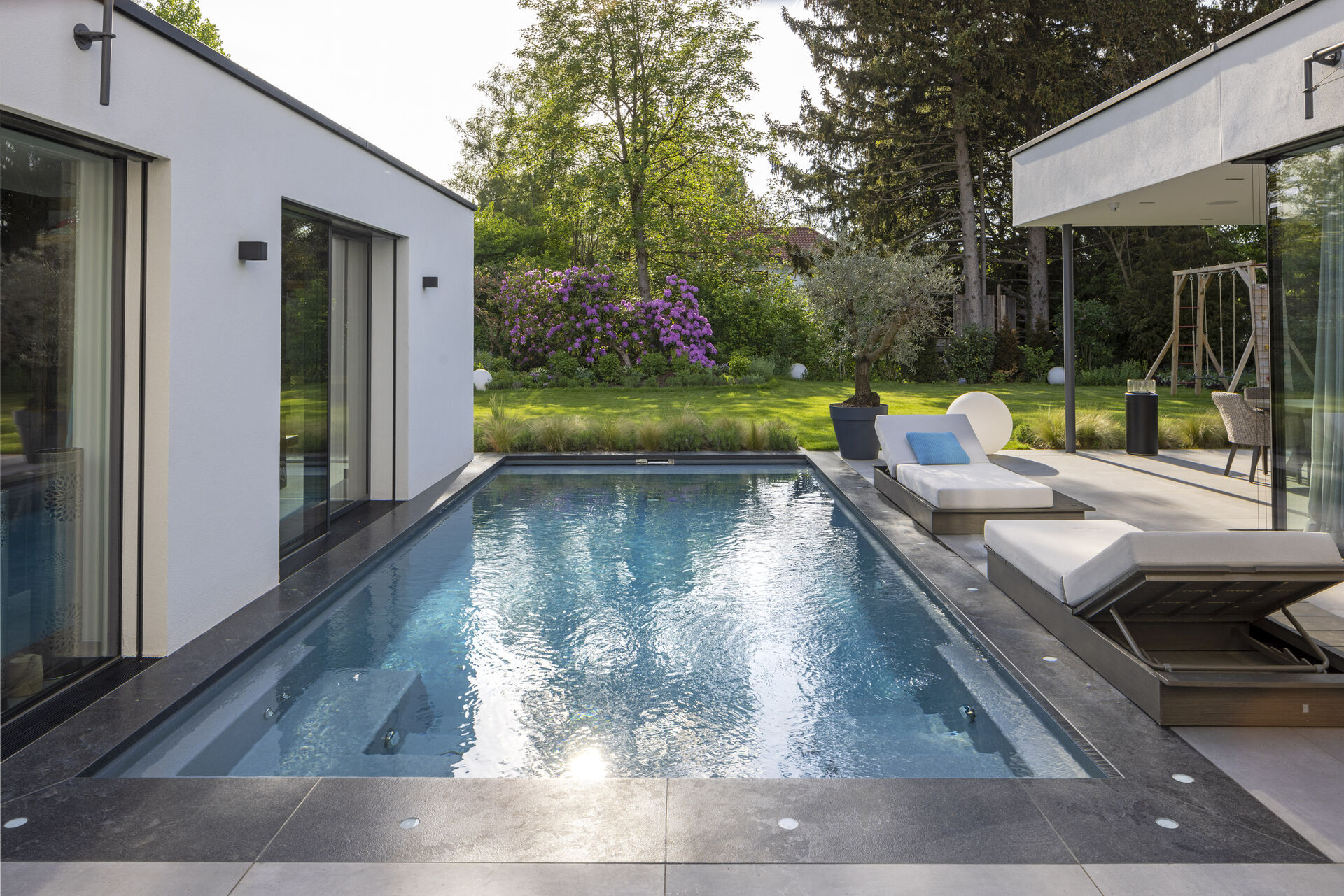 Modena 775/370 in Pullach – Swimming pool reference