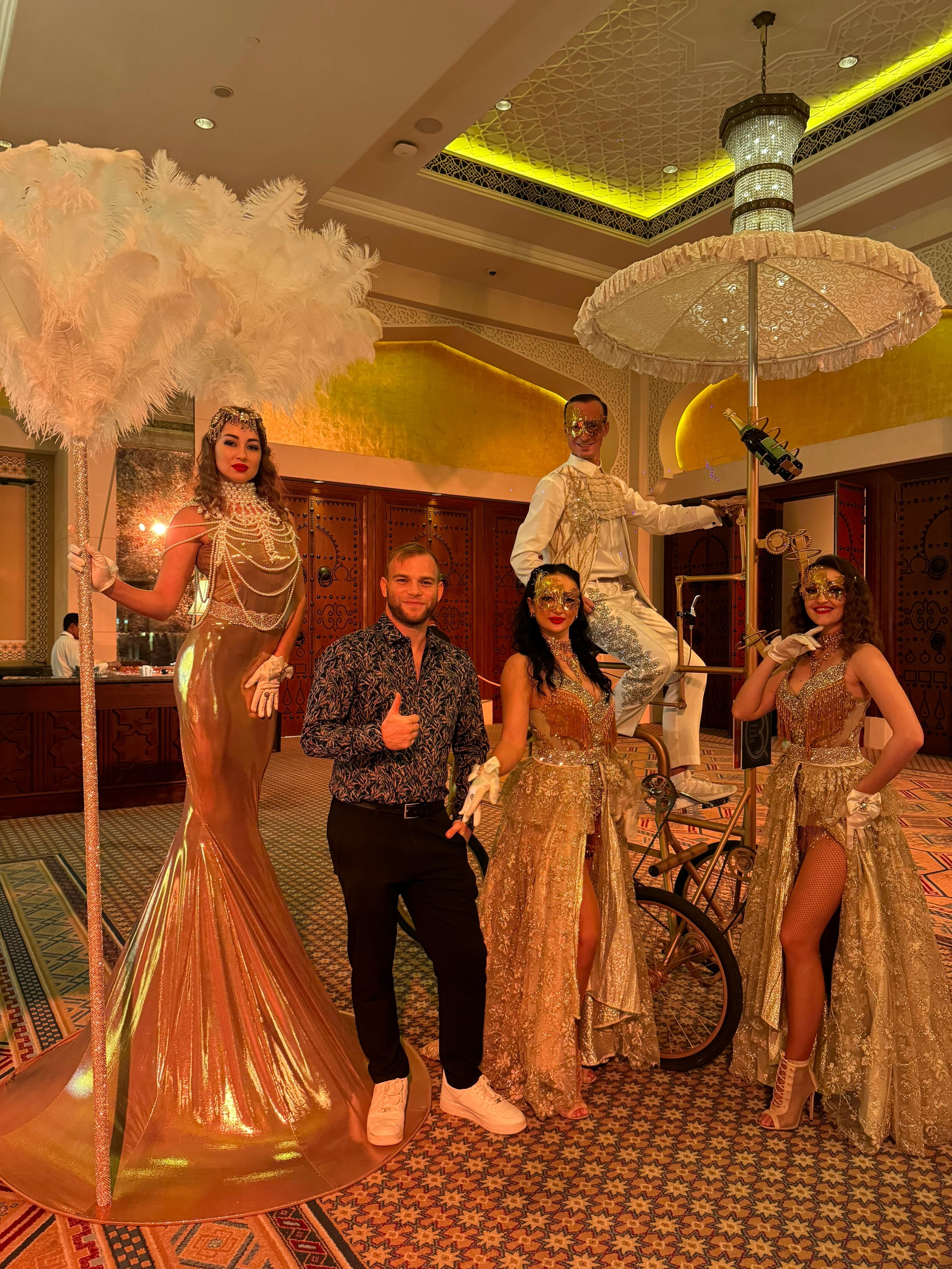 Gala dinner entertainment in Dubai with live musicians, stage performers, and corporate event entertainment for luxury UAE events.
