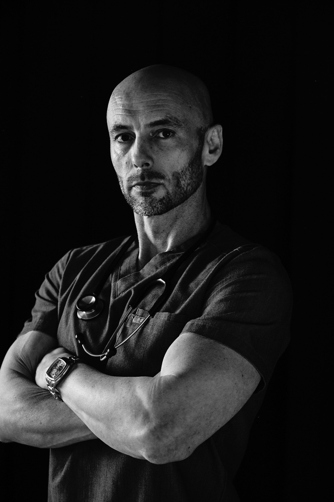 Black and white portrait of Ian P. Huff, DO