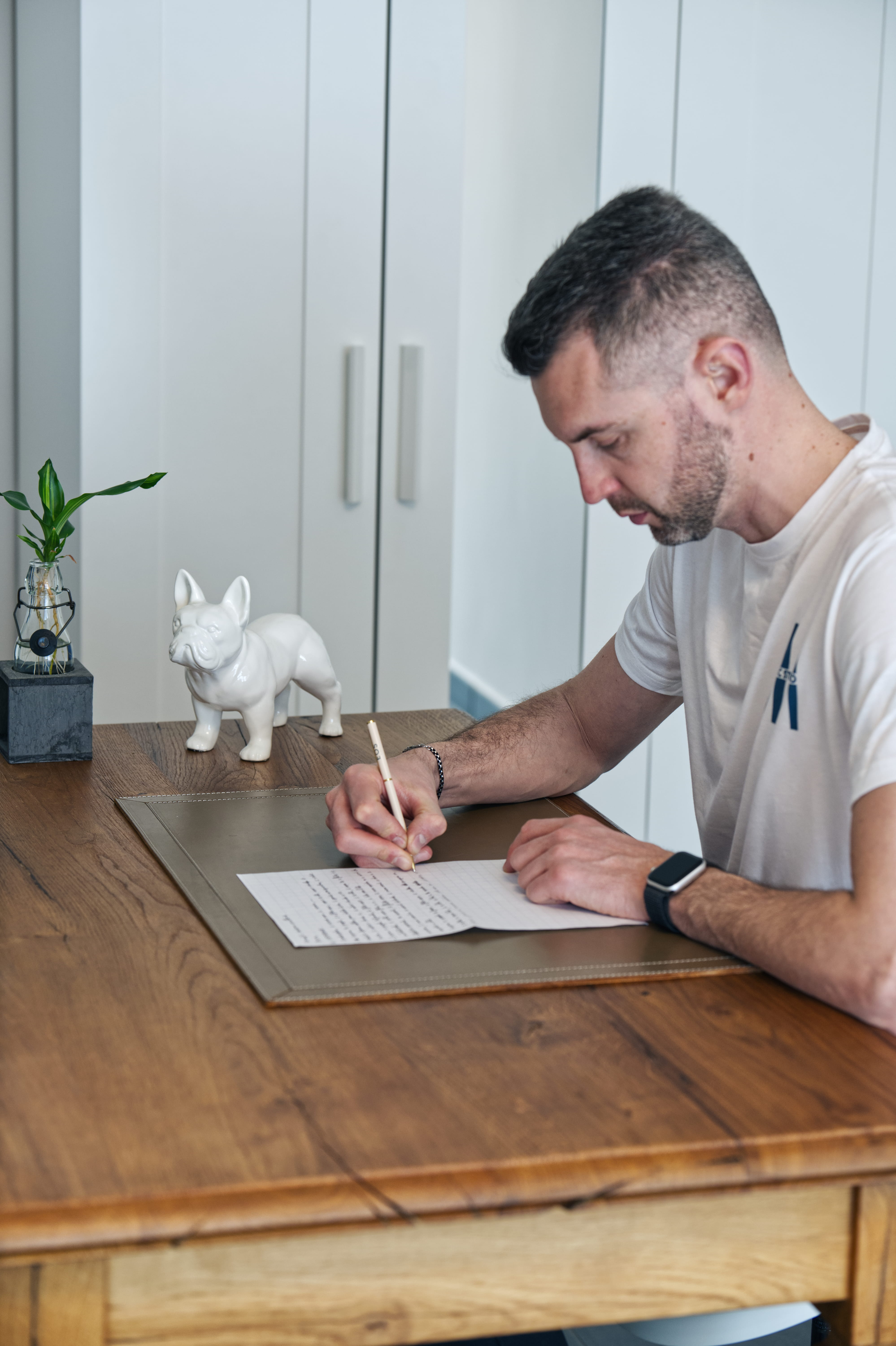 Alt text: "Website homepage featuring a woman's face next to a basketball with the text 'Immerse Yourself in the World of Basketball.' Below, sections highlight player uniqueness and training services like qualified coaching, master classes, and personalized approaches. The tone is energetic and motivational with an emphasis on basketball training and community.