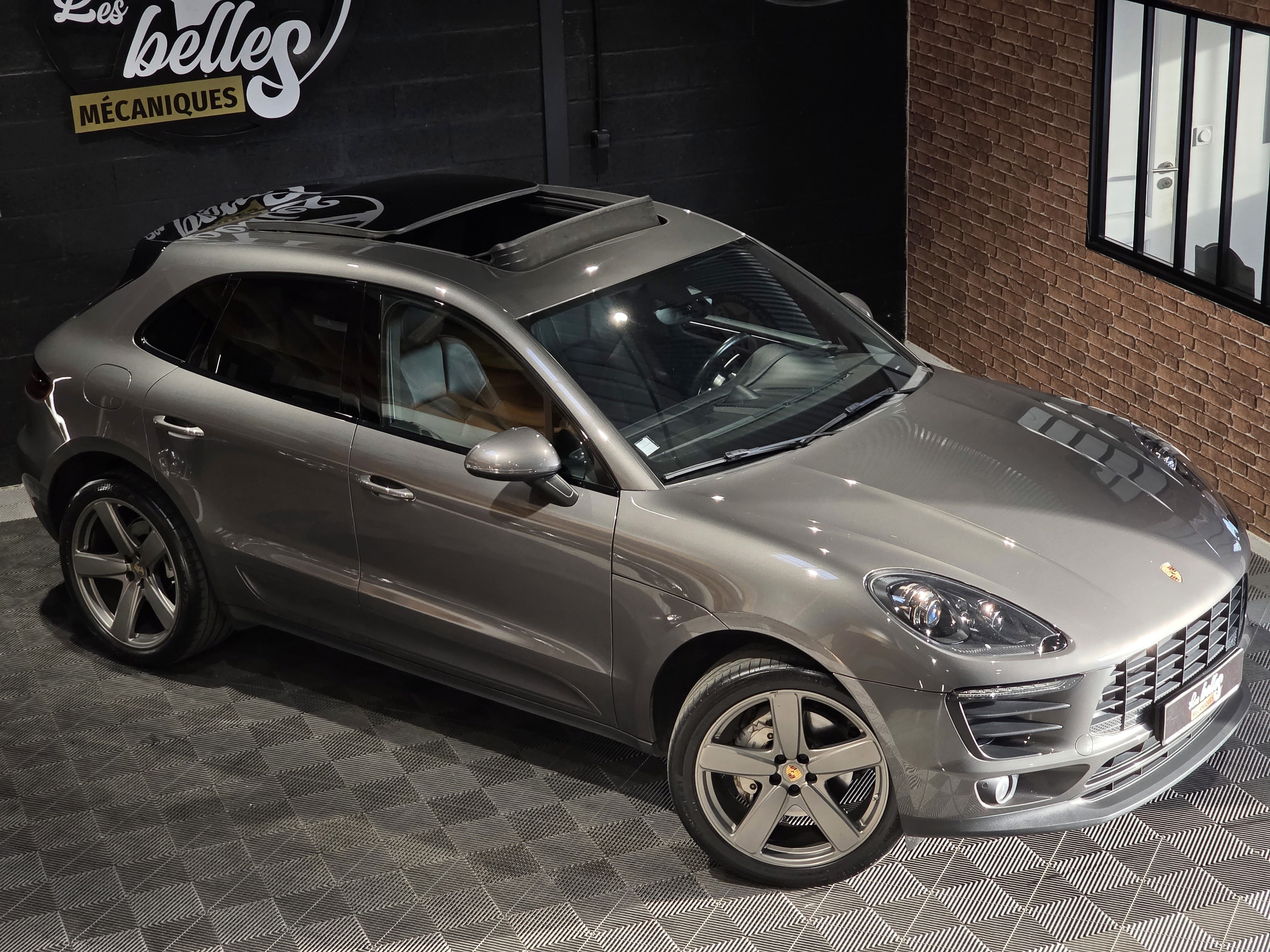 PORSCHE Macan S Diesel AchatGrau Jantes 21 pouces Sport Classic AchatGrau vue de haut