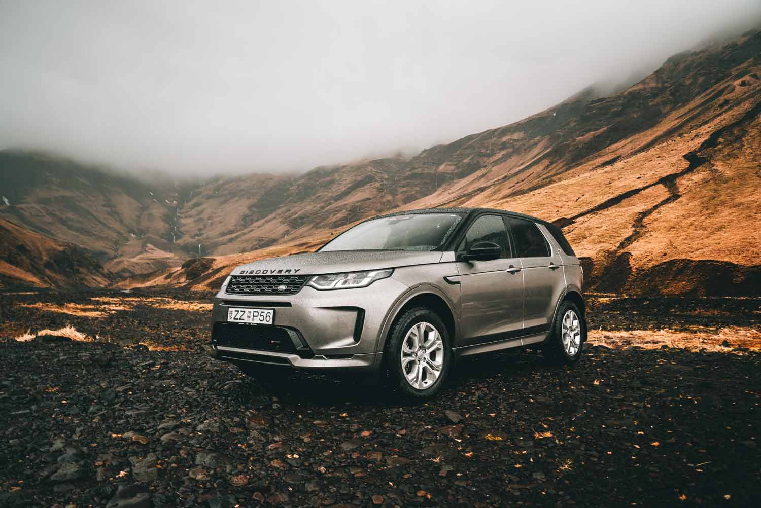 SUV amidst rugged terrain, ideal for strategic filmproduction and storytelling.