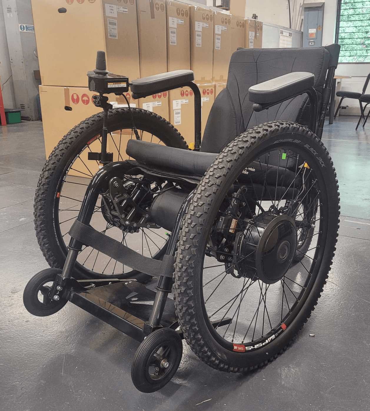 White SD Motion Trike