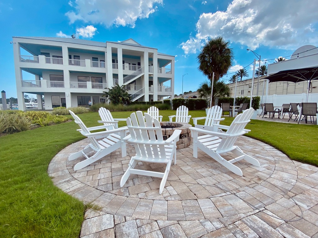 Clean comfortable facilities at windward marinas