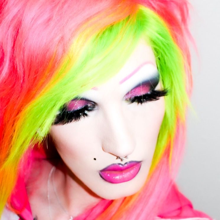 6arelyhuman profile picture