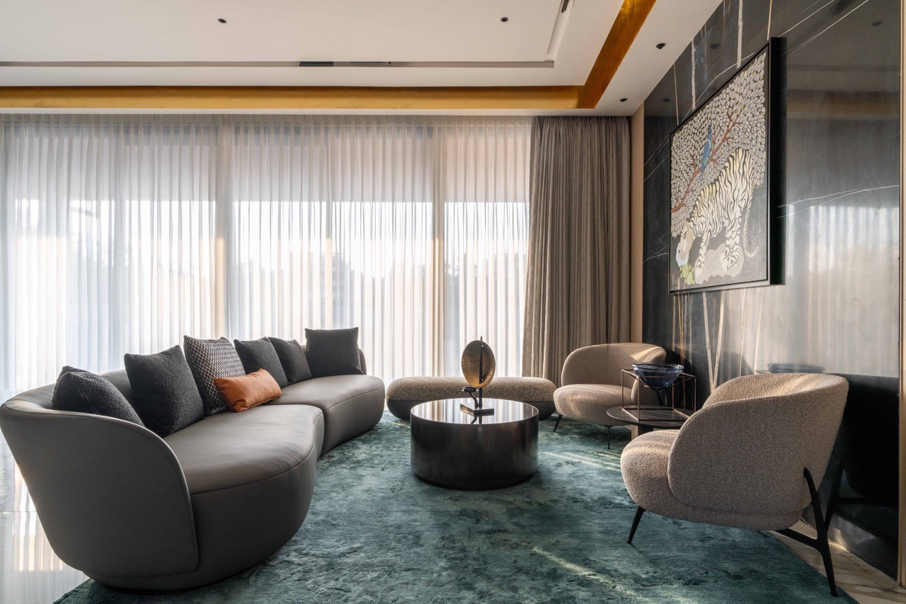 PMR Realty – Luxury Model Flat