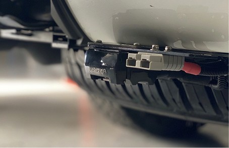 Trailer wiring and Anderson plug connection for towing caravans and camper trailers