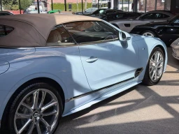 Bentley Continental GTC Mulliner — Vorschaubild 18