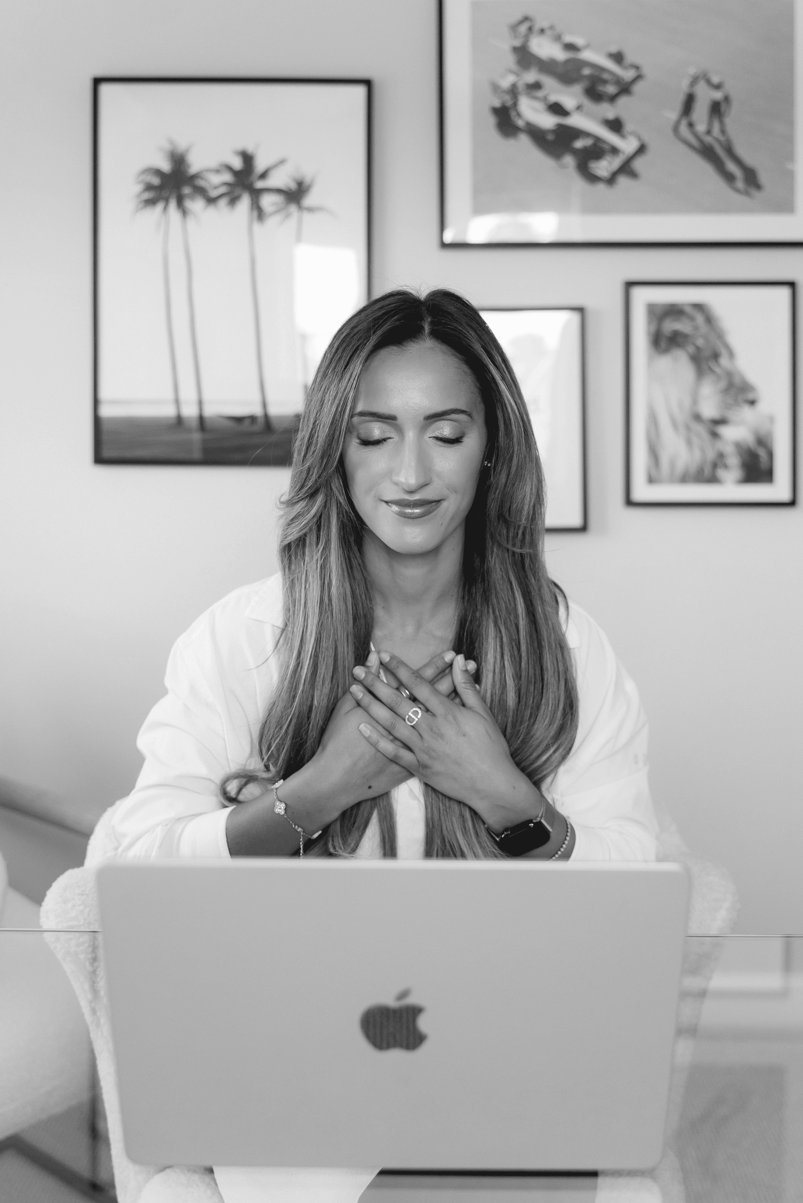 Natiska Tiska Tisk Tjarks Therapist Healer Coach Author