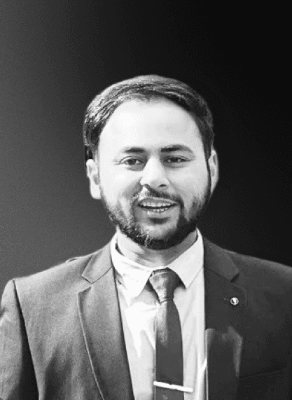 SHumail Shikarpuria Headshot