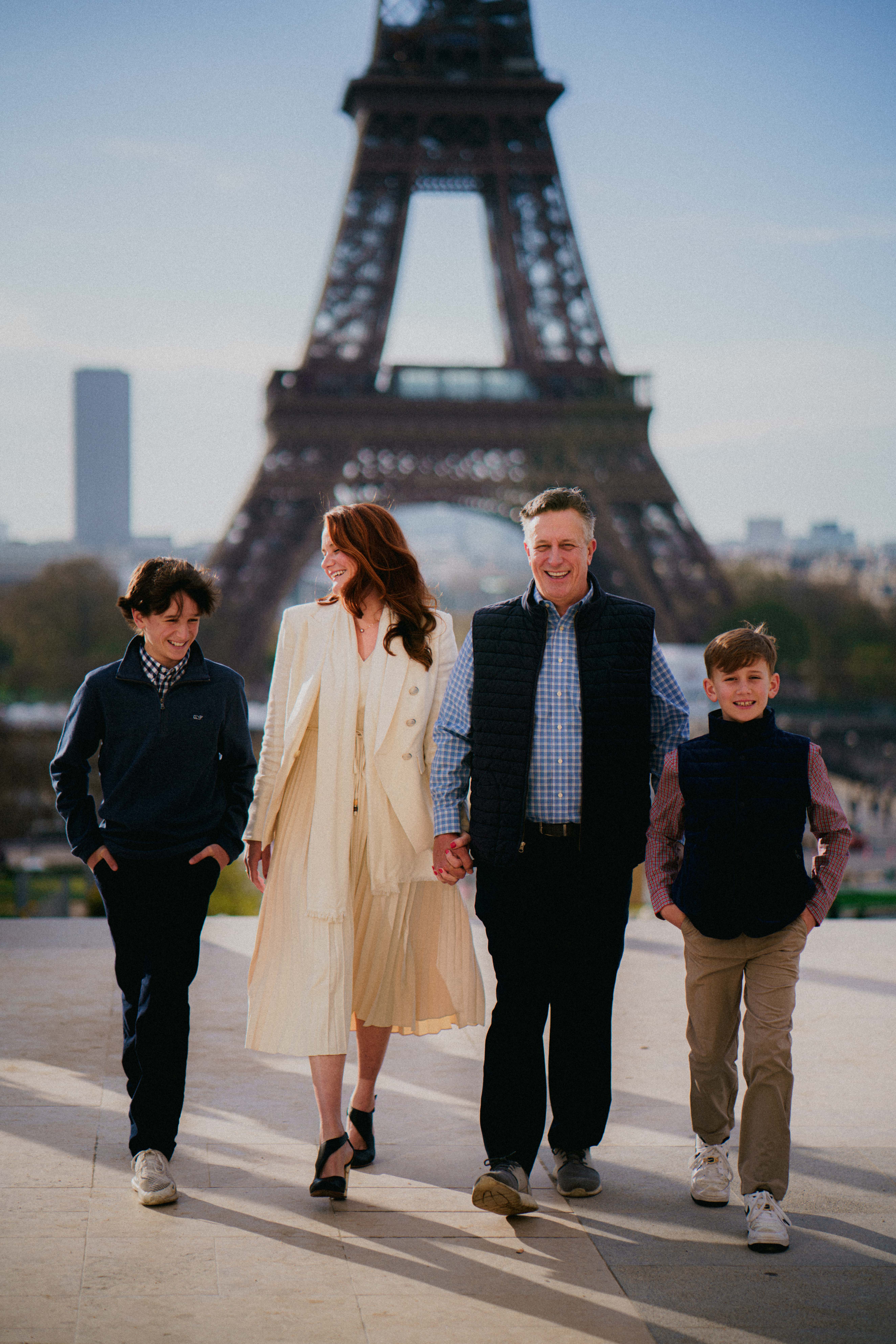 Paris Photographer - LeParisPro. Weddings, engagements, proposals, lifestyle and fashion photoshoots.