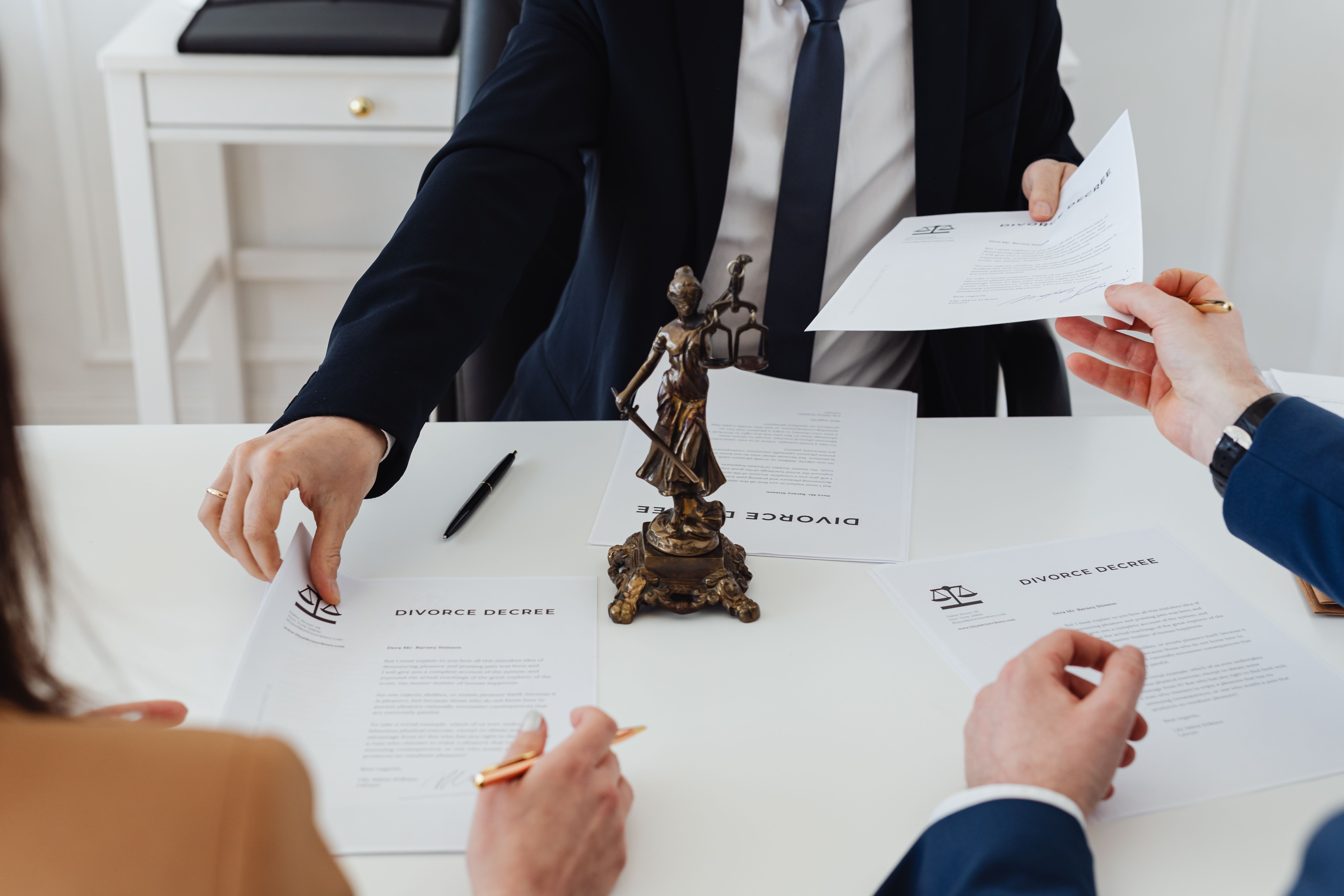 Divorce lawyer Dubai