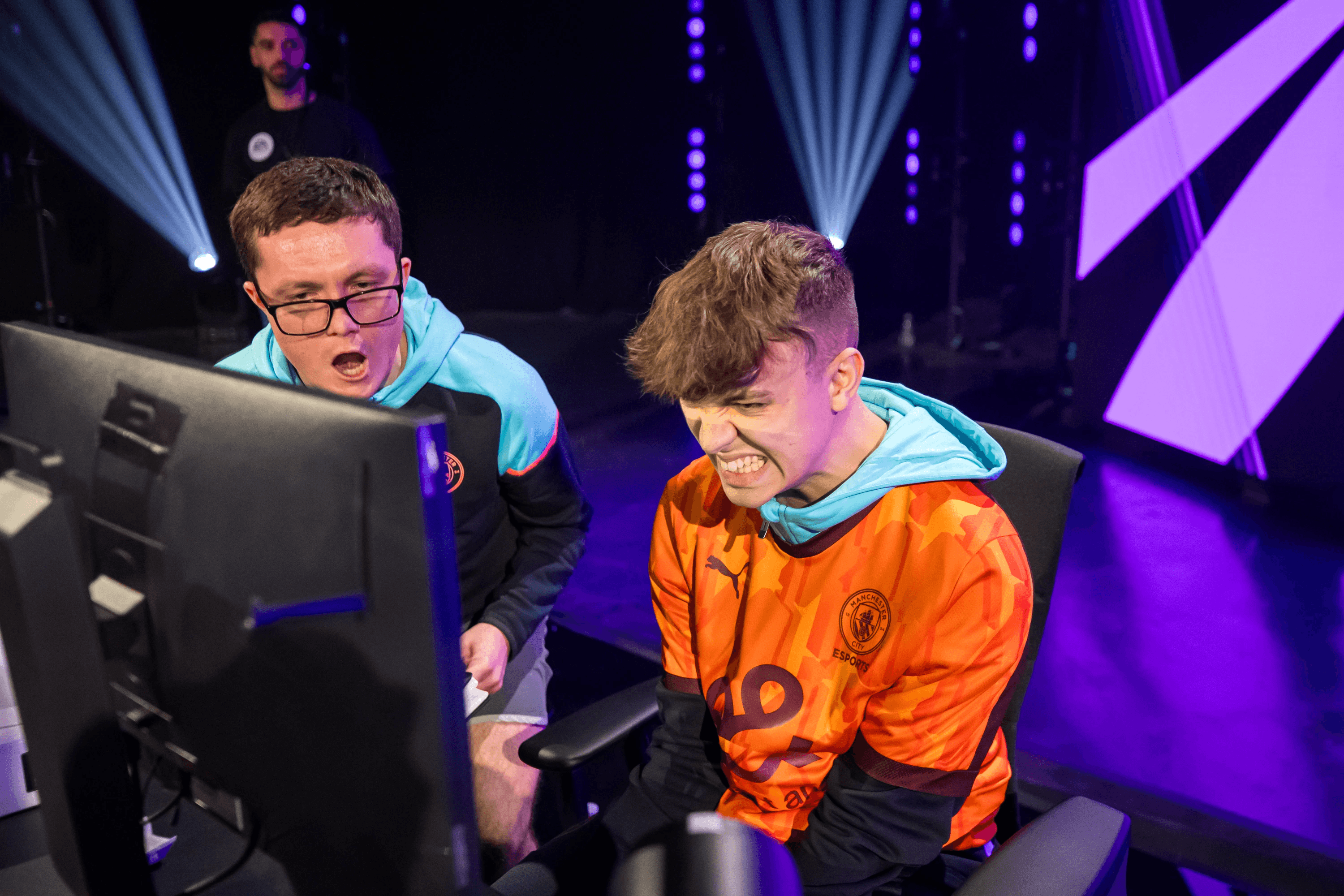 Tekkz, Donovan Hunt, FIFA esports, $672,000 earnings, RBLZ Gaming, Manchester City eSports, Dawlish, FUT Champions Cup, ePremier League, eChampions League Invitational, streaming community