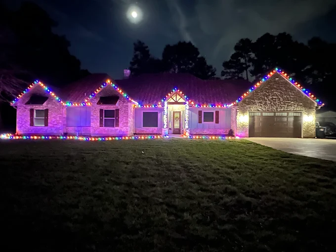 What to Ask Before Hiring a Christmas Light Installer in Magnolia, TX image 1