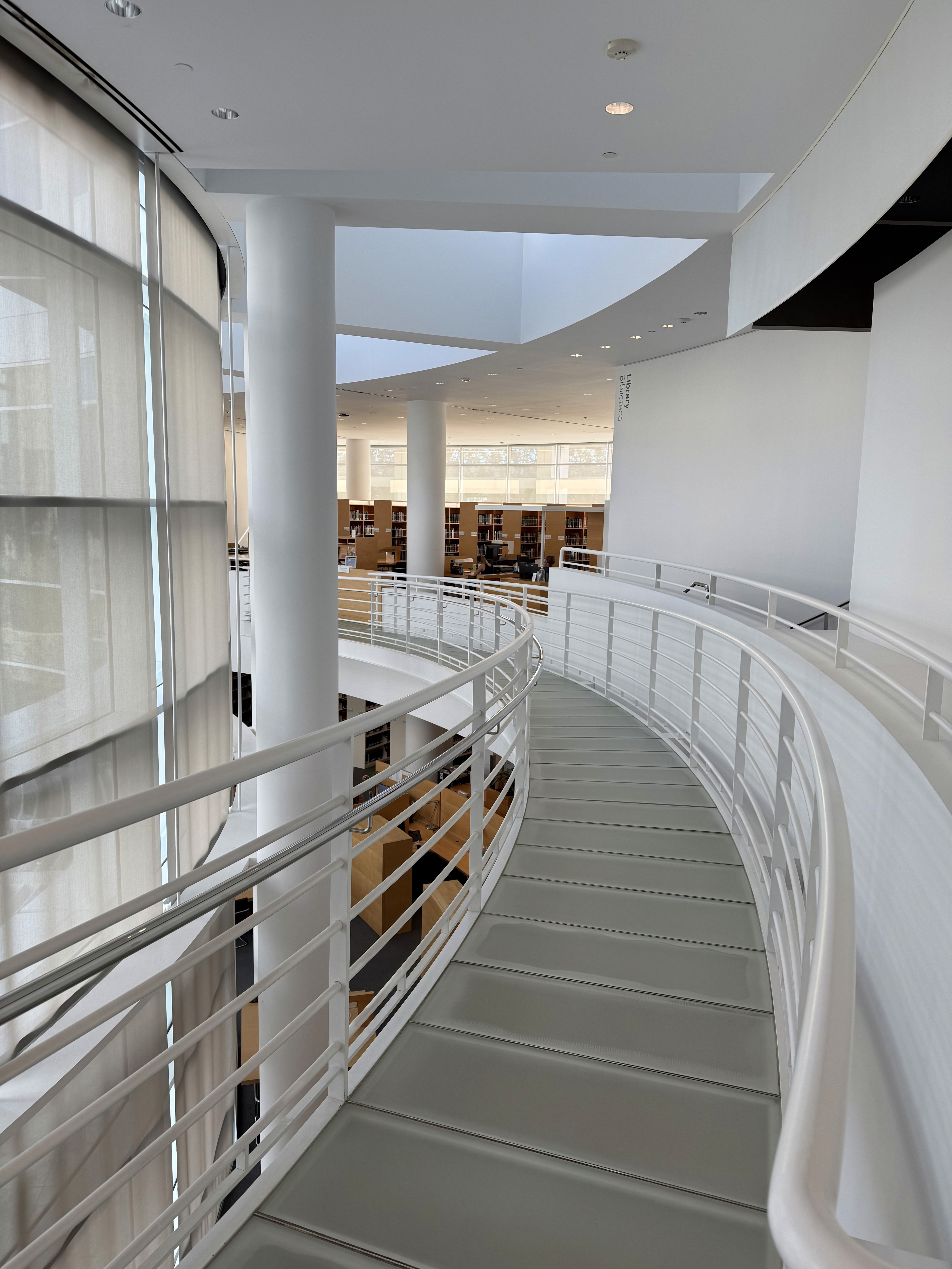 Stratwell Services image