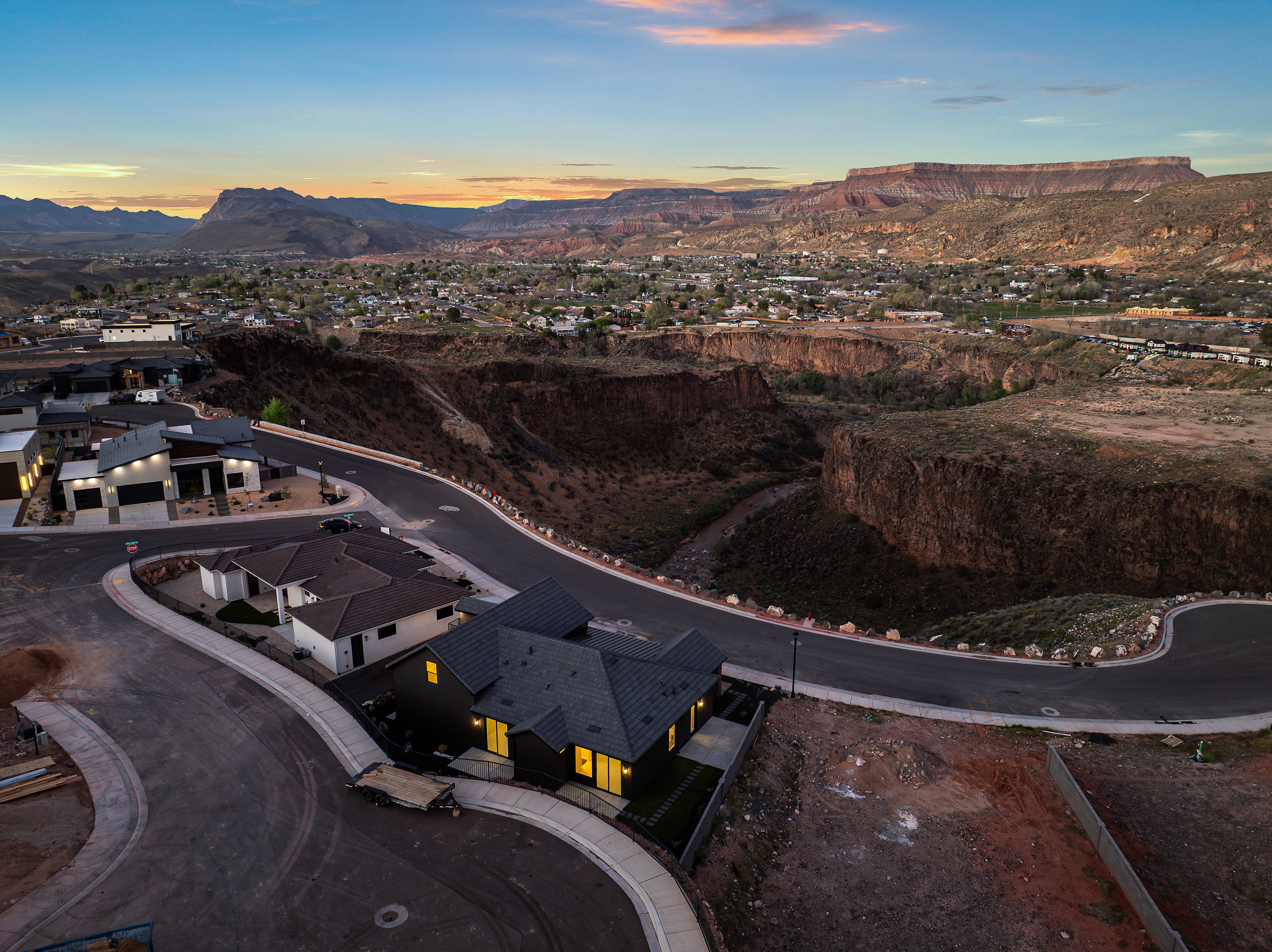 Aerial view of a custom home in Hurricane Utah overlooking the valley and surrounding mountains