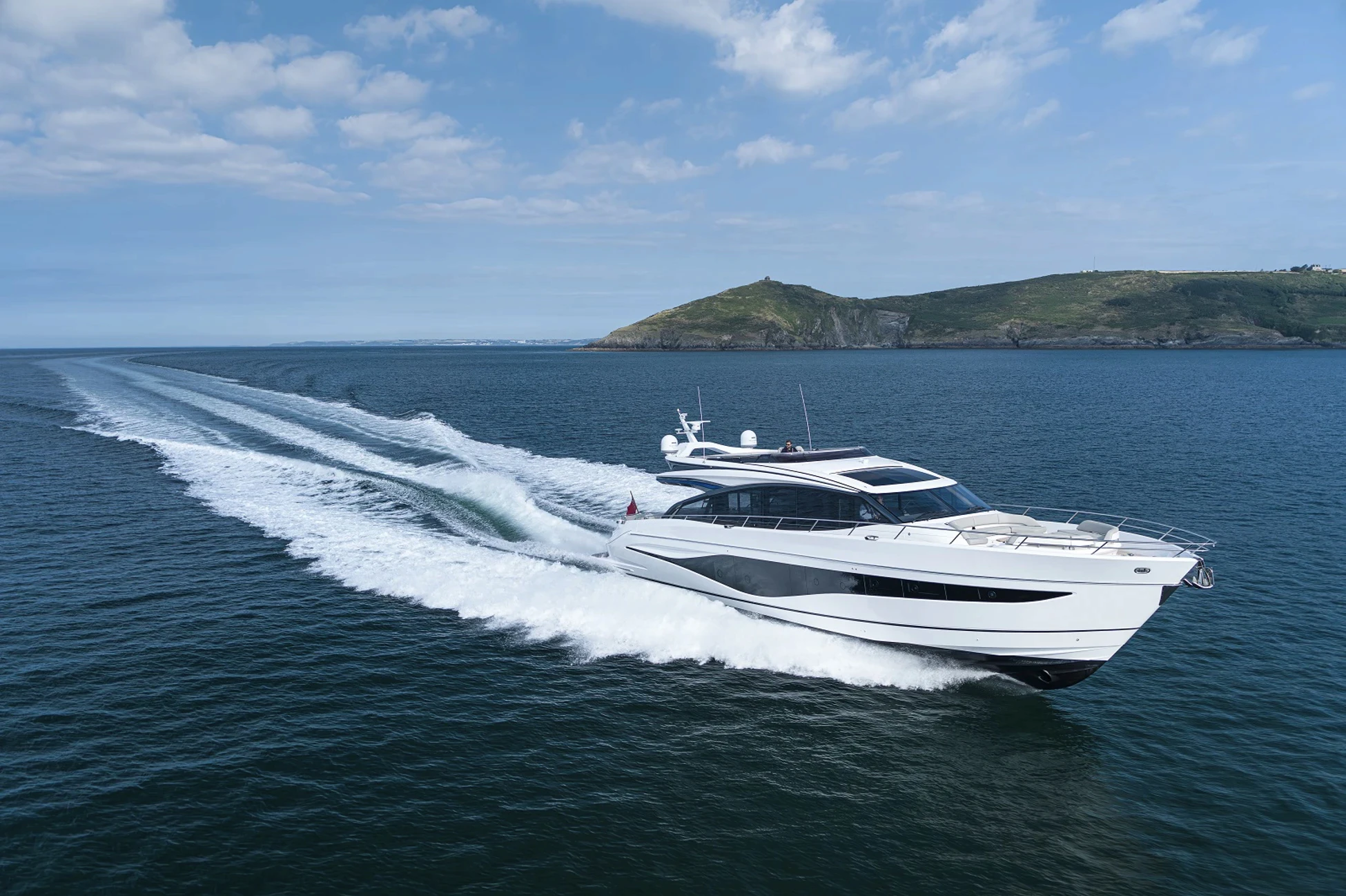The Princess S80 underway