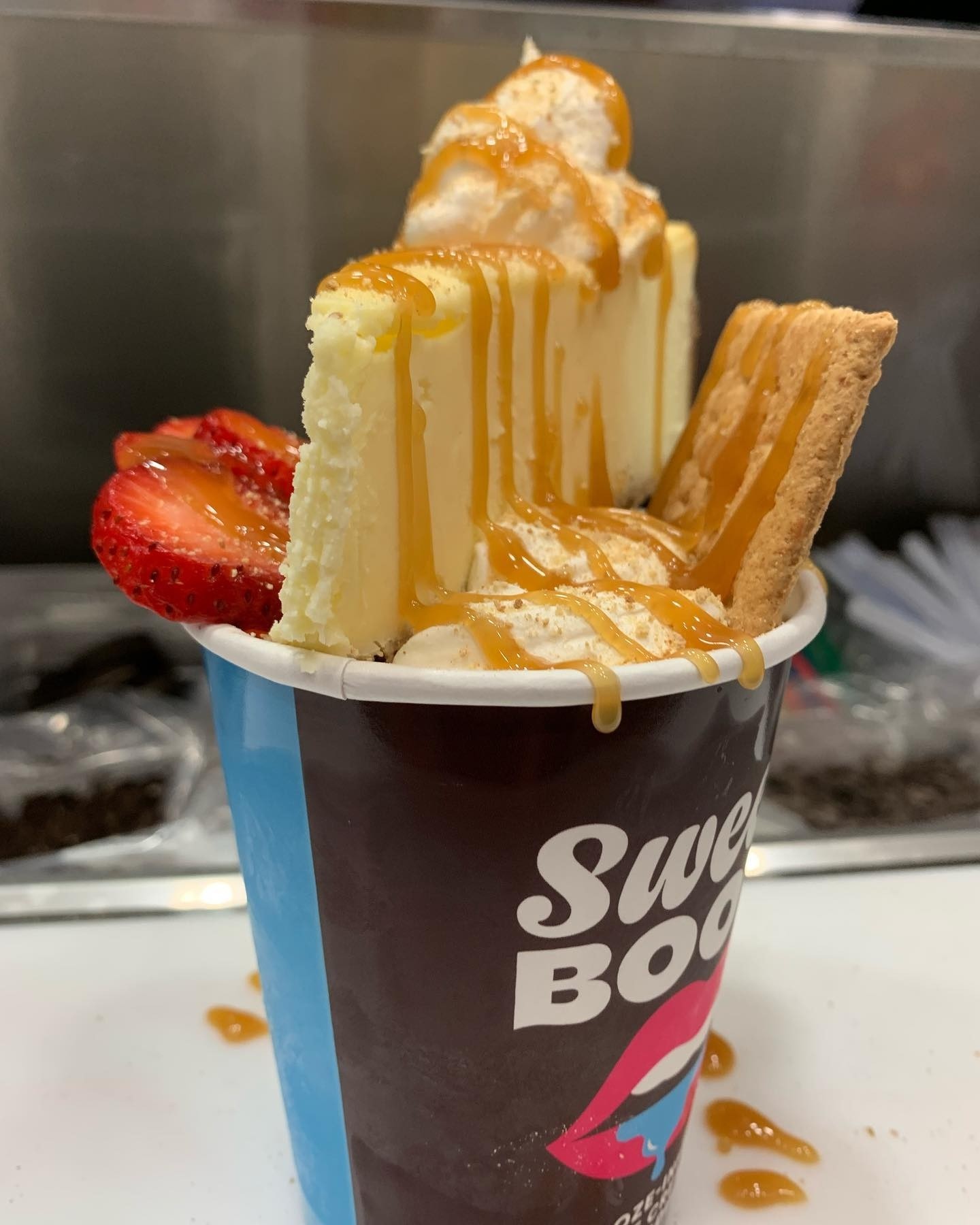 Sweet & Boozy Thundercup with cheesecake top