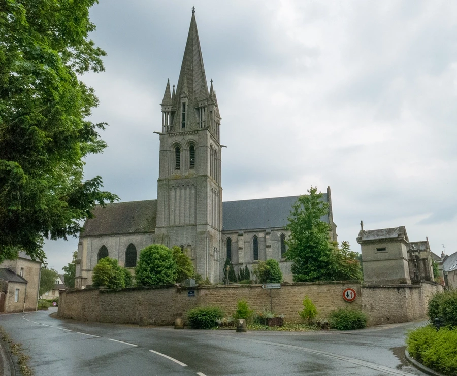 Église de montebourg