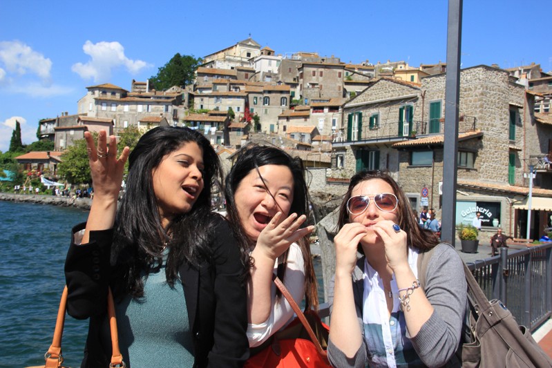 three women funday