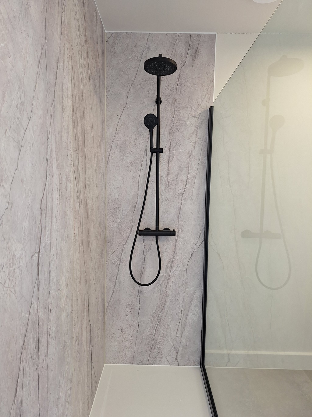 De douche van De BOX.