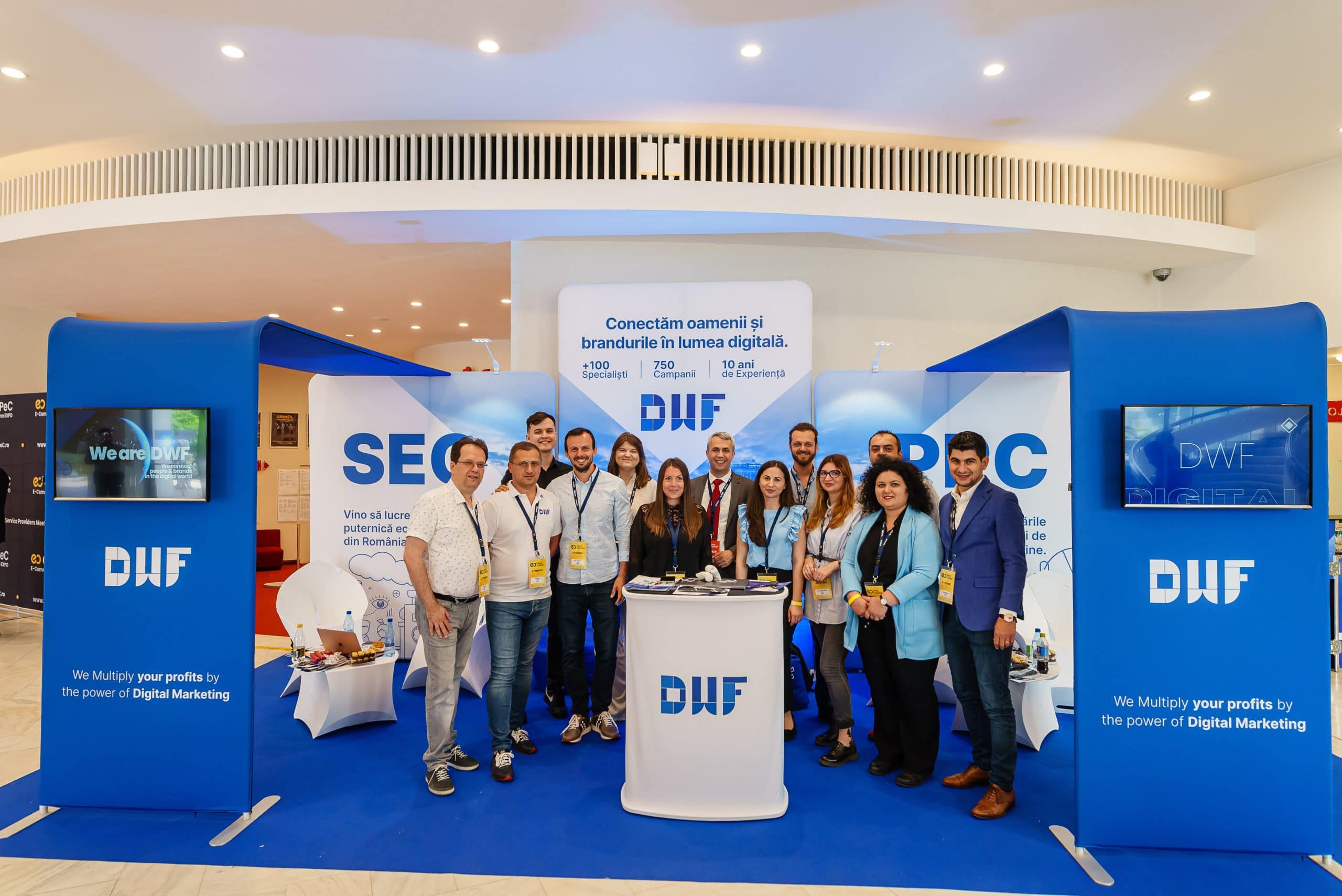 echipa dwf la gpec summit 2022 - dwf talks - dwf hapy thursday
