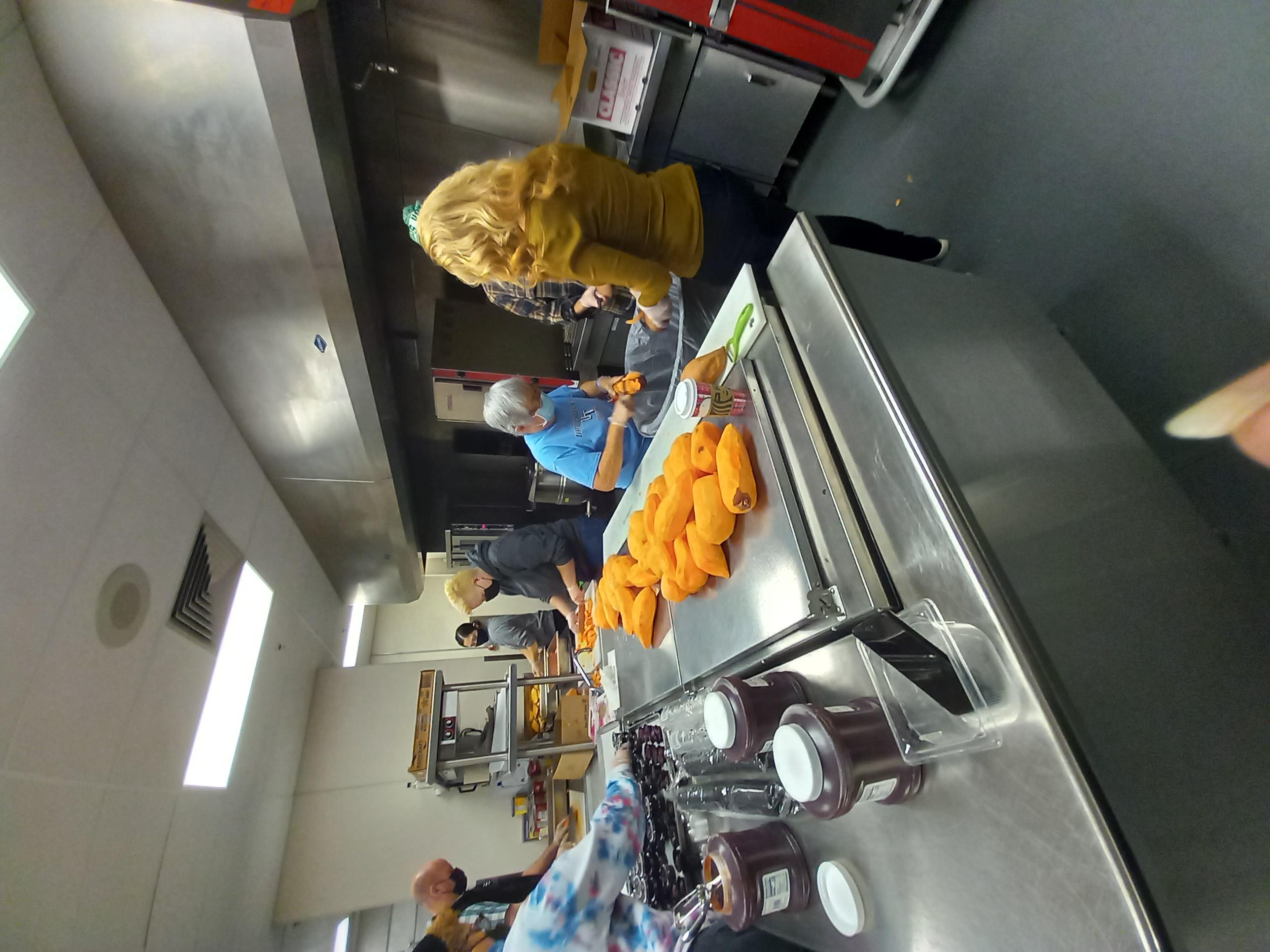 alajawans-table-thanksgiving-dinner-2021-015