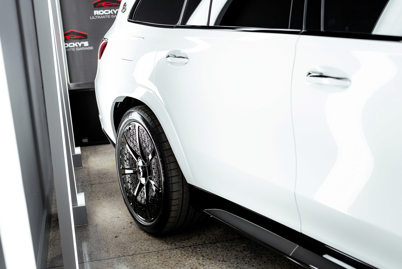 2026 Mercedes-Benz Maybach GLS 600 4MATIC, photo 21