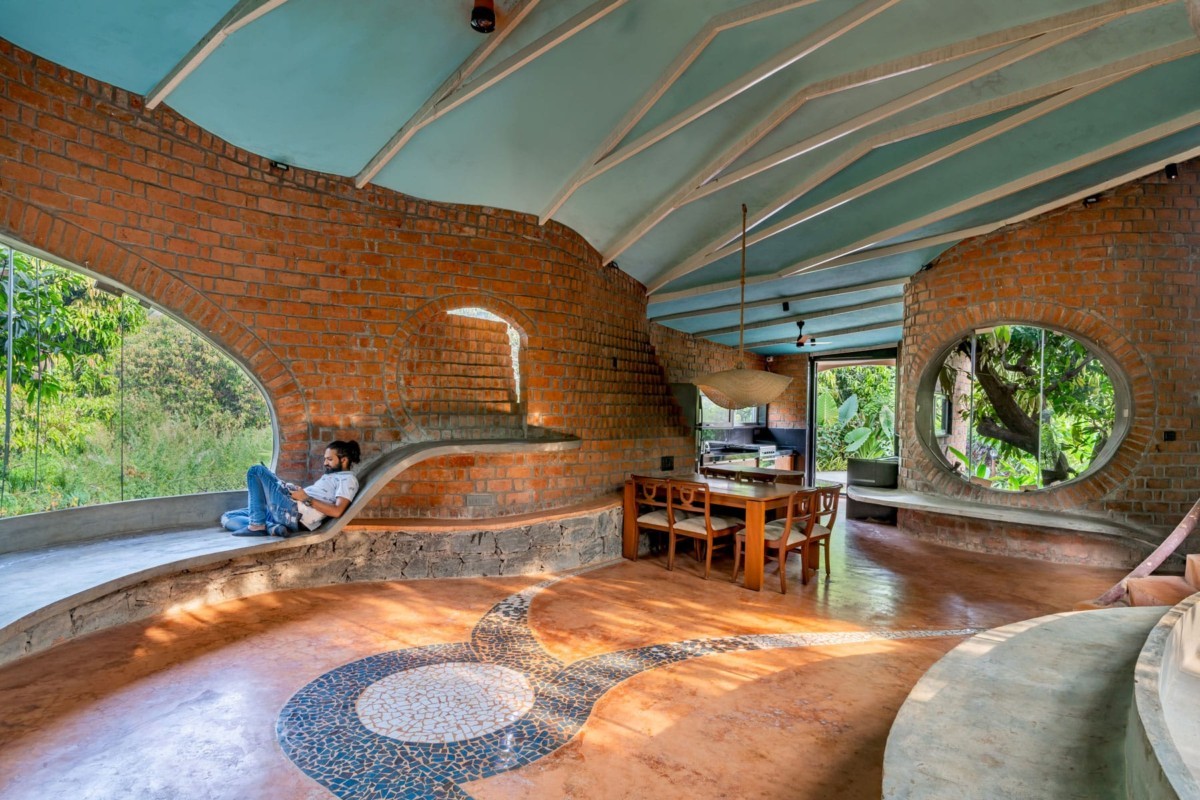 Rat trap bond brickwork and arches