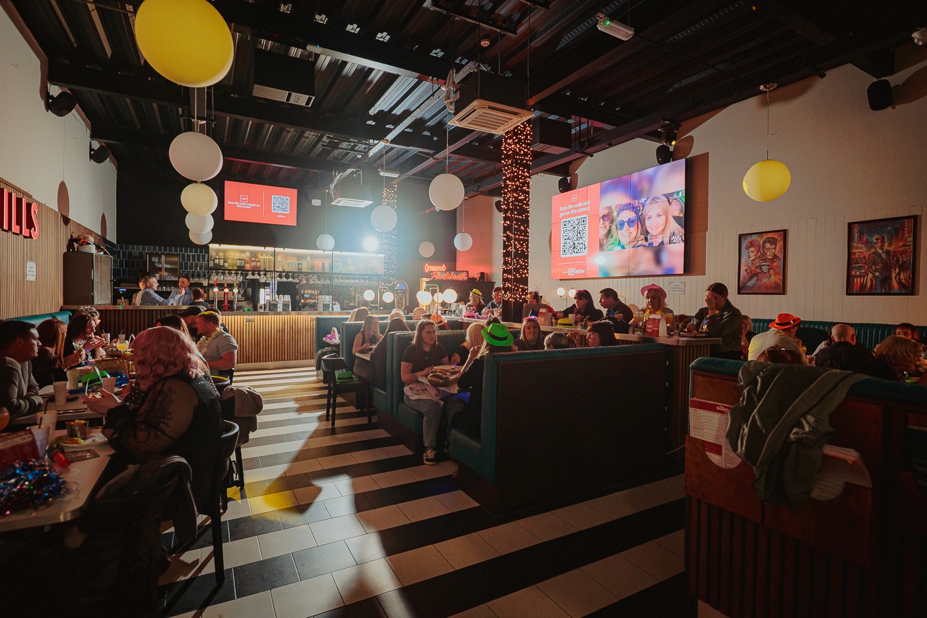 Pizza at Beverley Hills