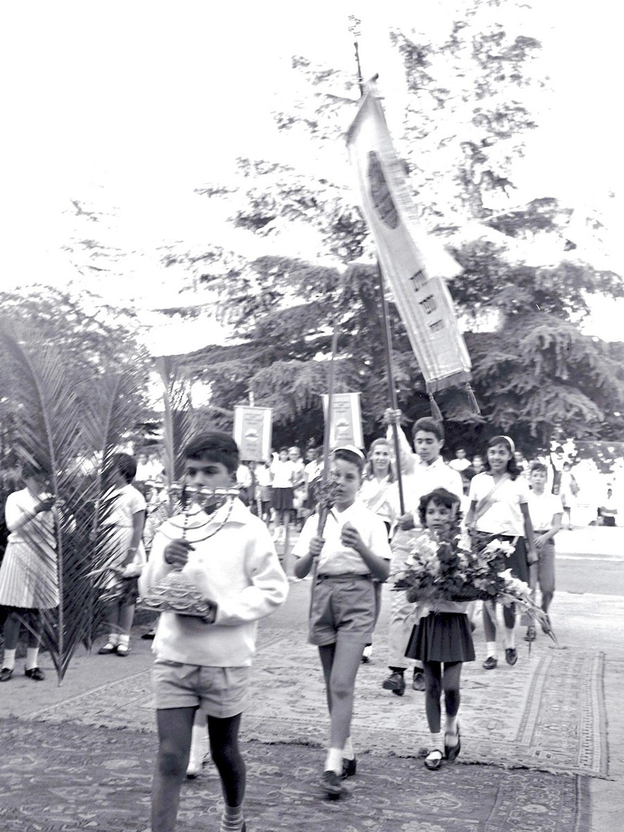 Children participating in the Jerusalem Flag Ceremony in Jerusalem in 1964. Photo courtesy of Martha Helwig, KKL-JNF.
