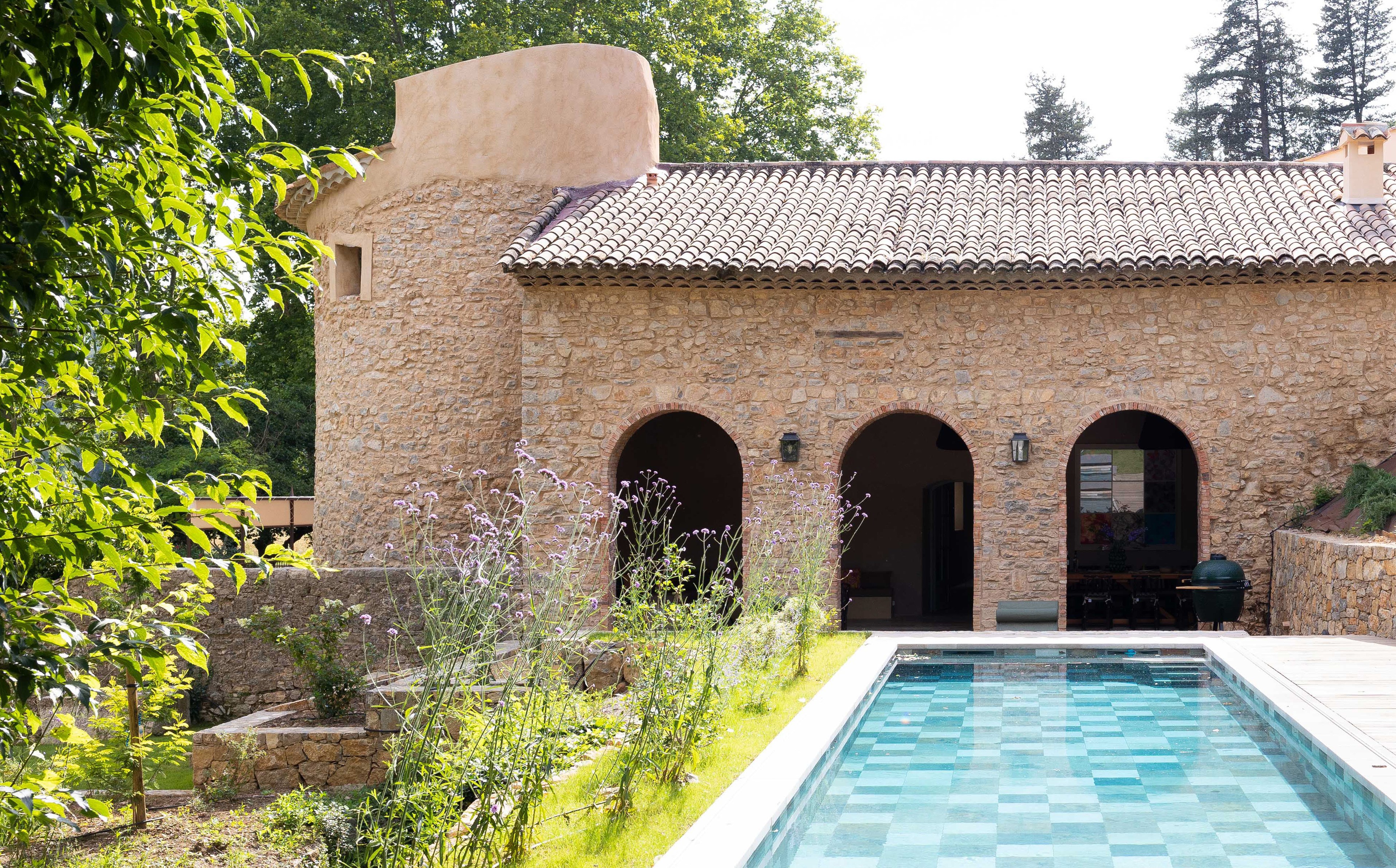 piscine du domaine de saint louis