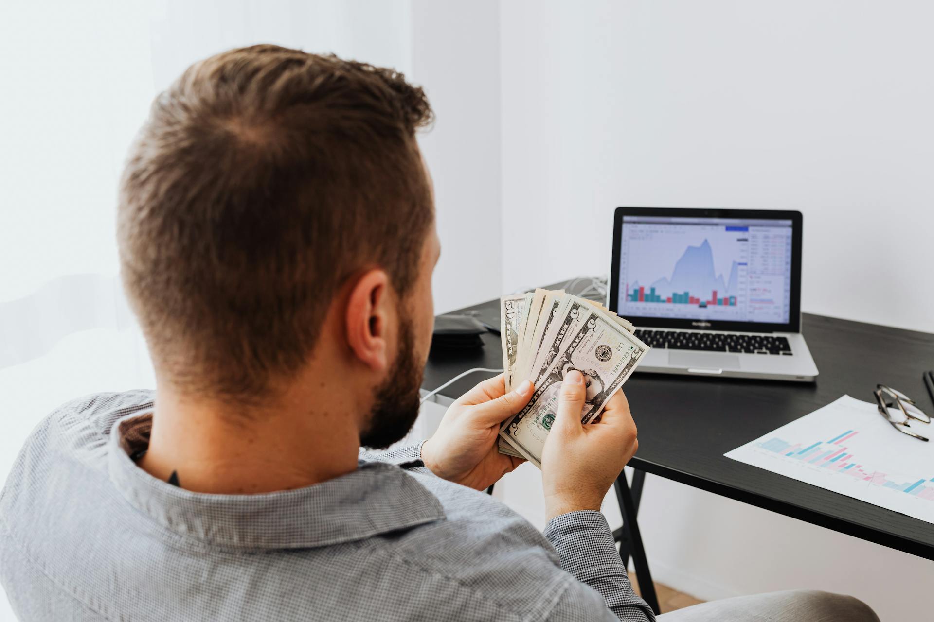 USD and EUR Accounts for Modern Remote Teams and Online Businesses