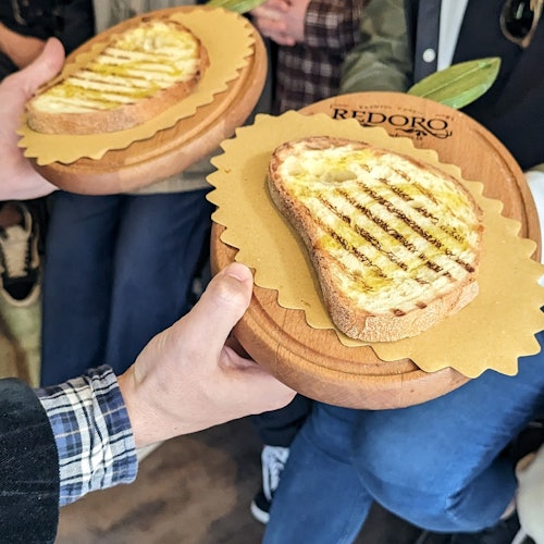 Aceite de oliva sobre bruschetta