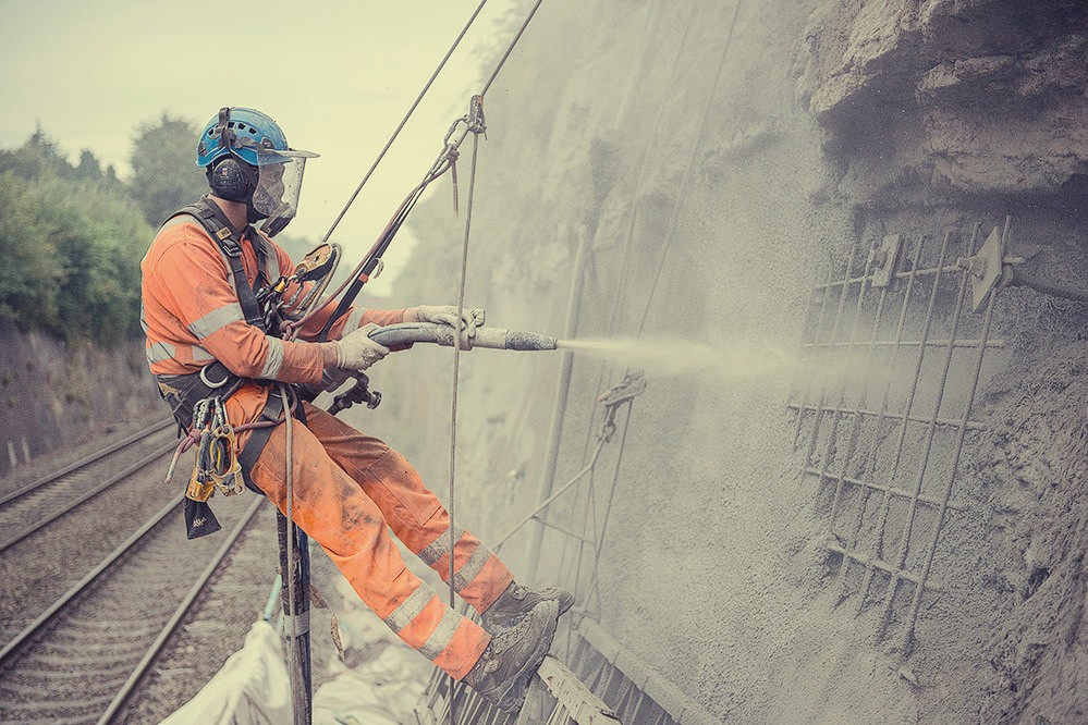 Design Considerations for SFRC Shotcrete Layers and Sprayed Concrete: Enhancing Performance with Duraflex Steel Fiber