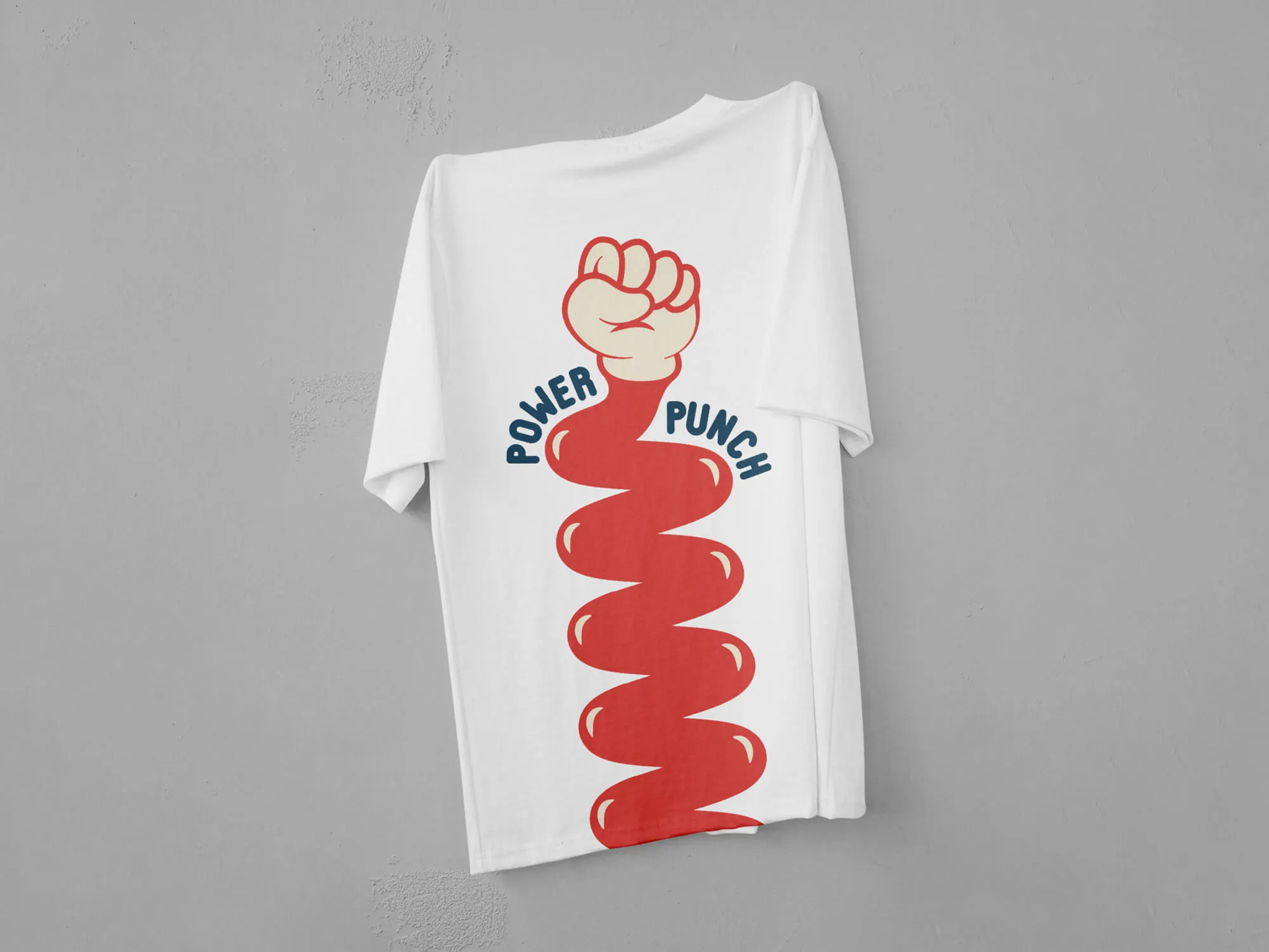 Profilerad Power Punch-t-shirt med ölmärkets logotyp och visuella identitet, som visar den grafiska designen på profilkläder.