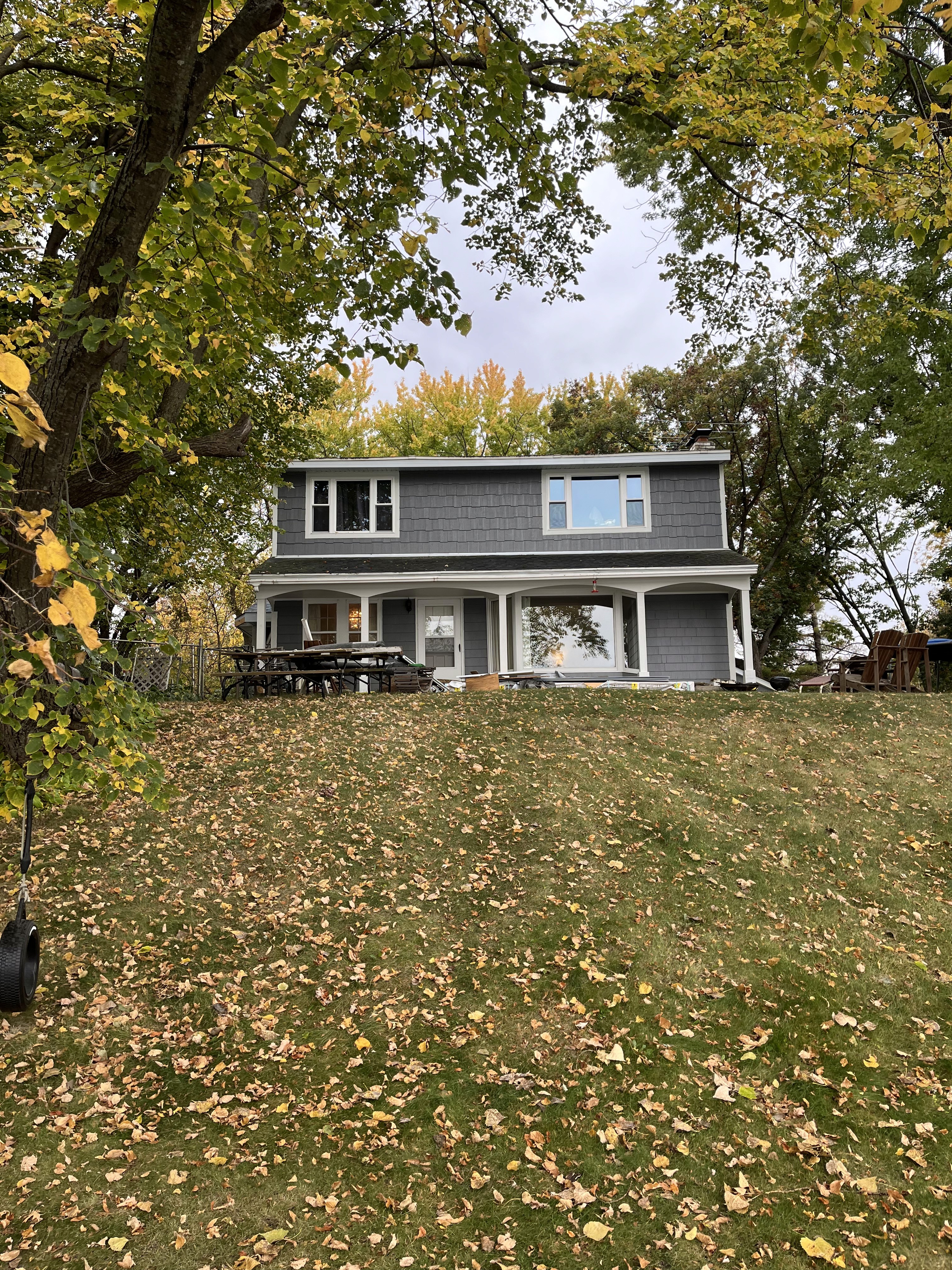 Front of house with dover gray lp shakes