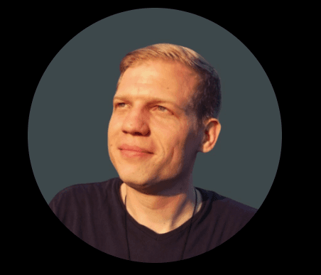 woman wearing black crew-neck shirt