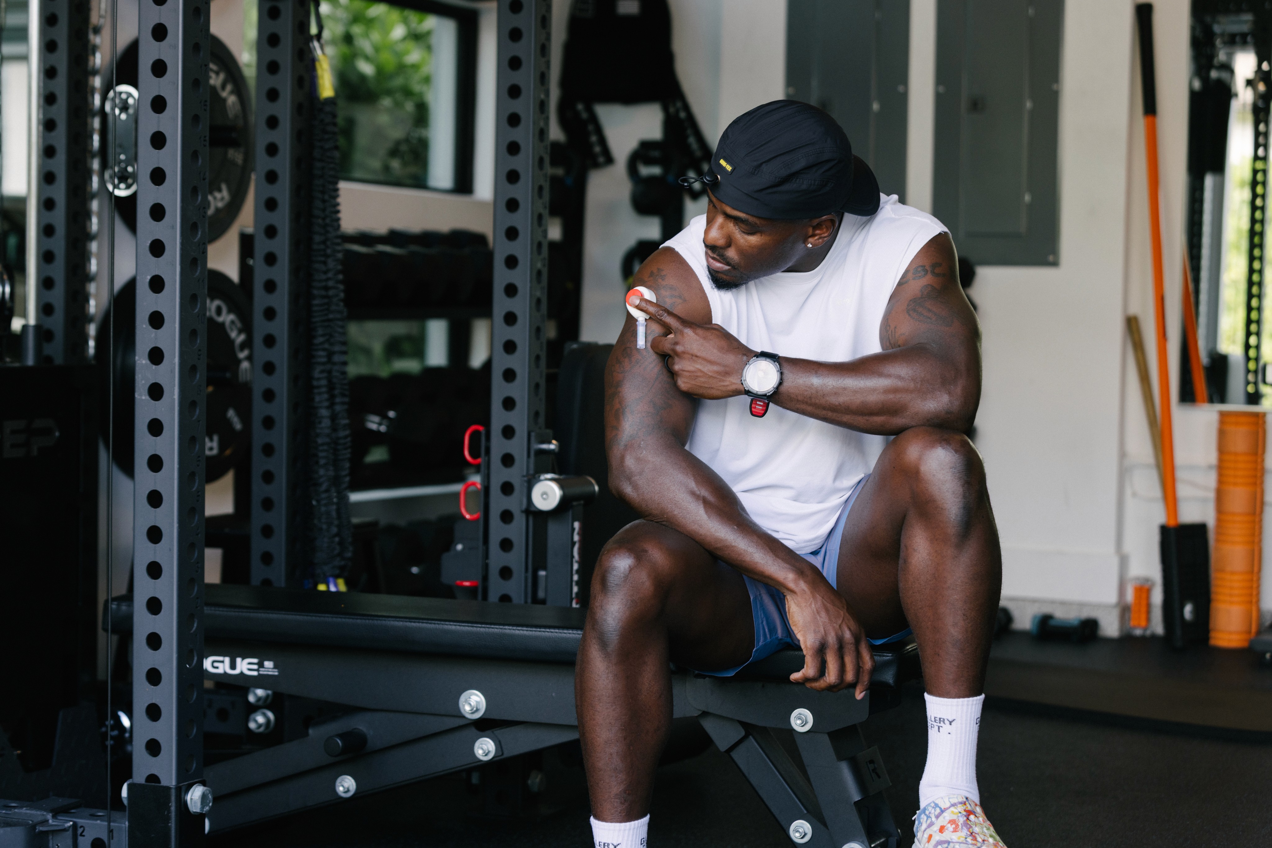 Smiling woman with clear glowing skin, doing the rythm at home blood collection representing healthy skin and internal health
