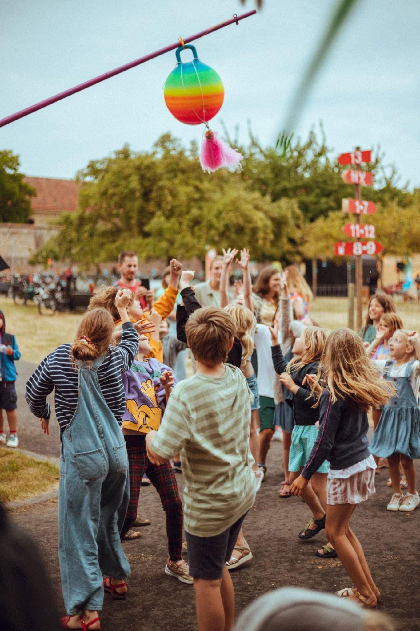 Mobiele discobol party act event