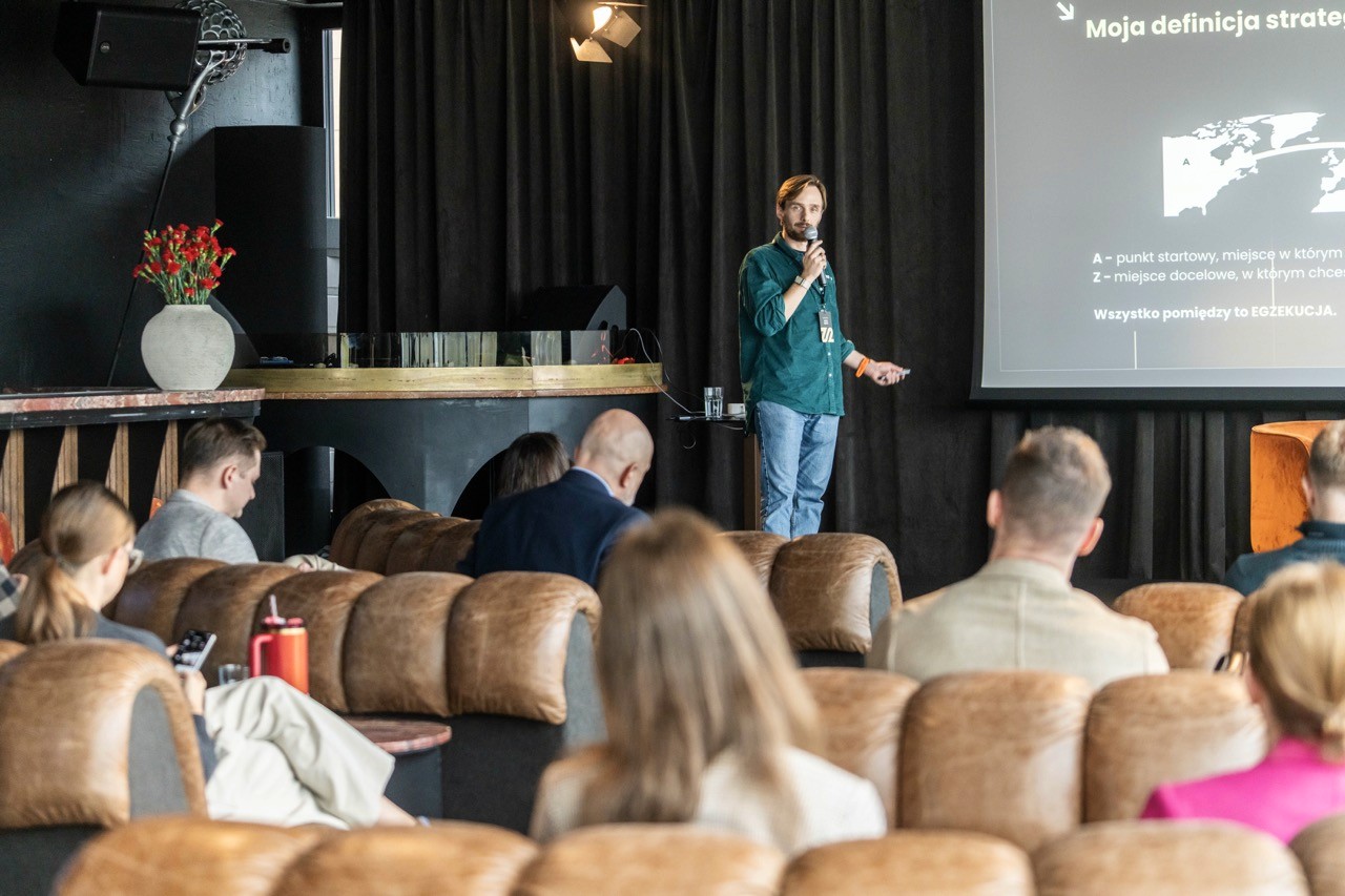 person making a contactless payment with a card