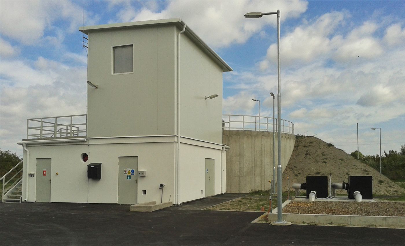 Operations building at the Balástya municipal wastewater treatment plant, Hungary