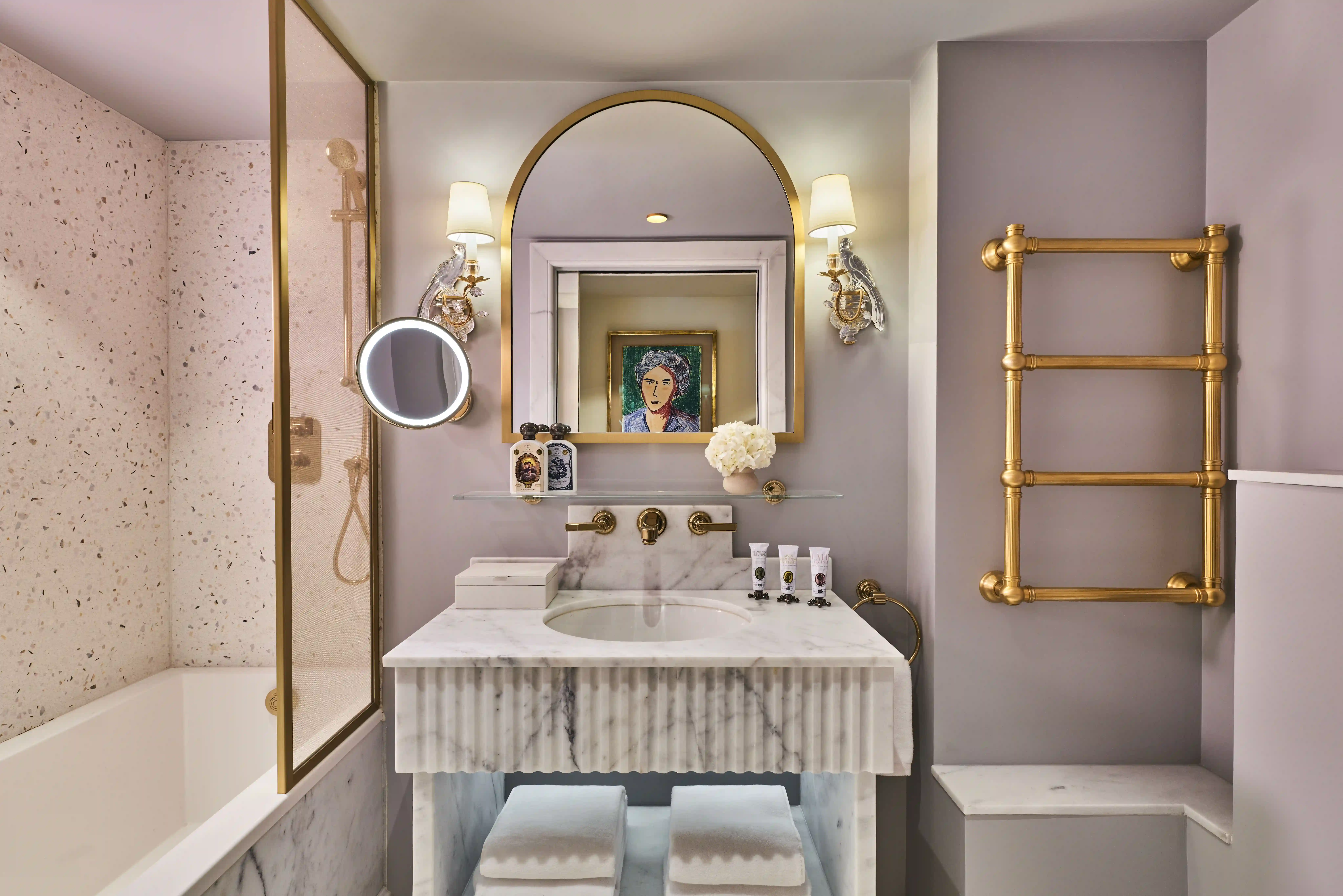 bathroom hotel paris